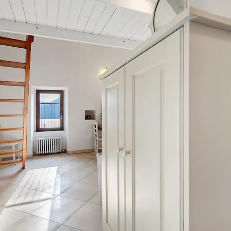 Casa Tua Torre- Di Iseo *